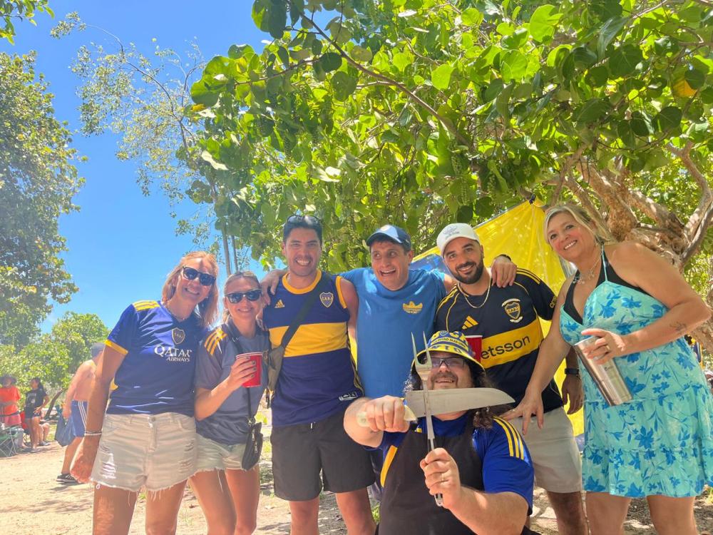 Hinchas de Boca bragadenses coparon Miami durante el debut en el Mundial de Clubes