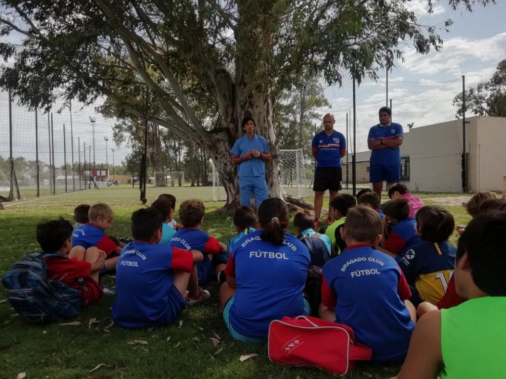 Visitas especiales en la pretemporada de Bragado Club