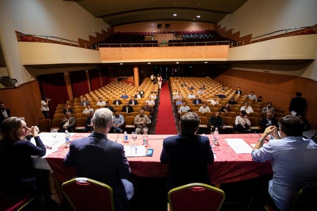 Kicillof con intendentes “Tenemos que dar el ejemplo de solidaridad y responsabilidad”