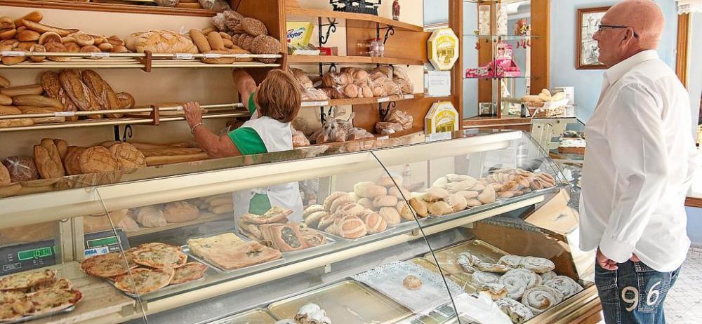 Flexibilización: panaderías, kioscos y venta de pastas podrán abrir los domingos
