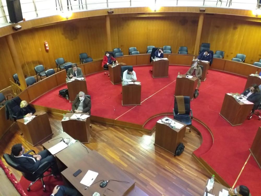 Aprobaron la Rendición de Cuentas en otra sesión con barbijos