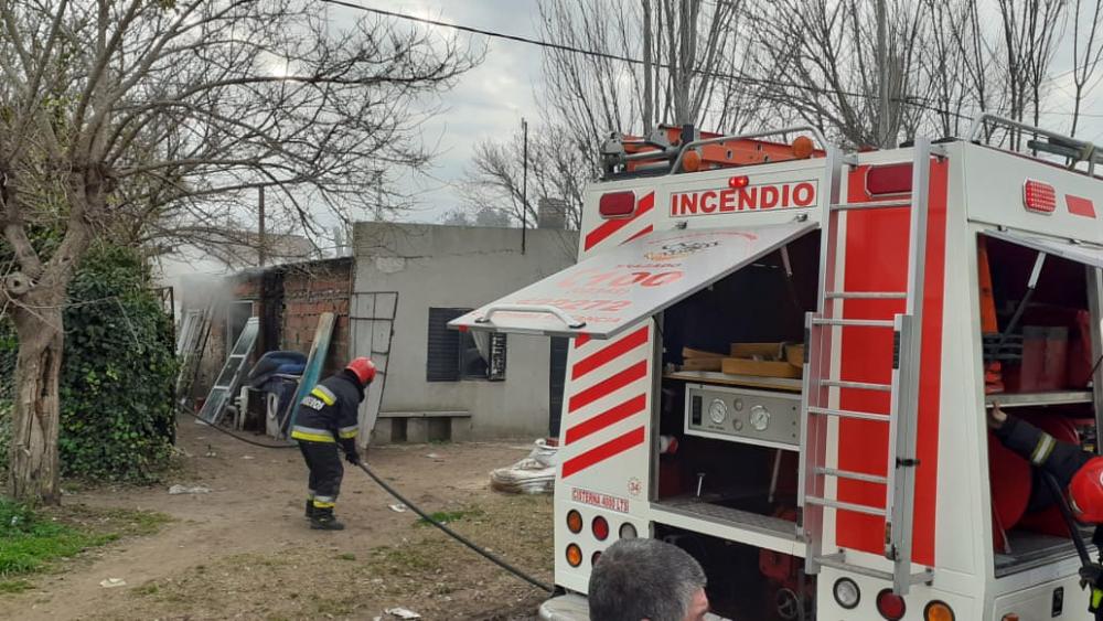 Una estufa provocó un incendio en barrio Santa Marta
