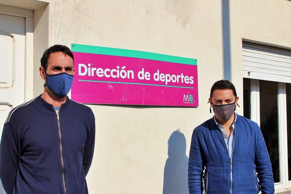 Cassani tomó el control de la dirección de Deportes y fue presentado a la comunidad