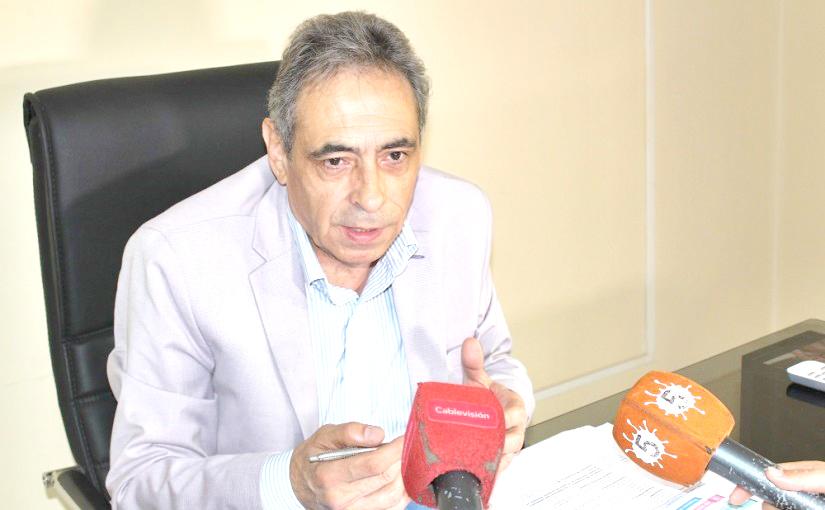 Perez de Rosa se mostró junto a Lousteau y señaló 