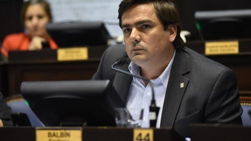 Hablemos de Cannabis Medicinal, promocionan un Zoom con el diputado Emiliano Balbín