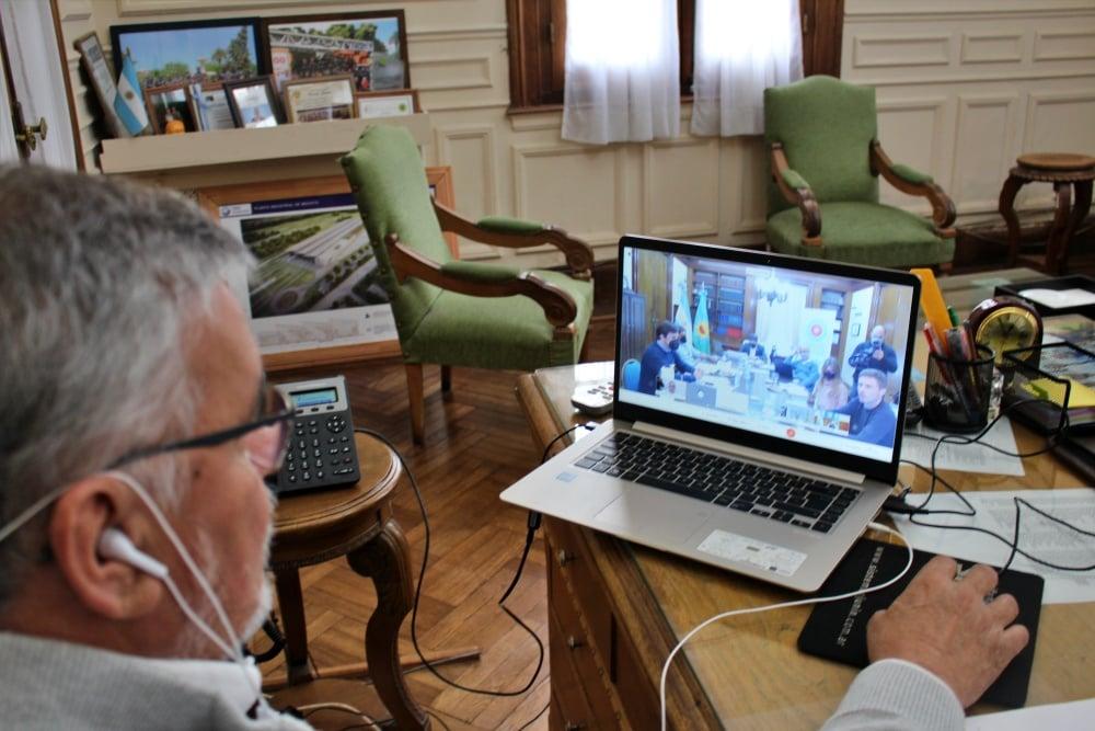 El Intendente en Zoom con Kicillof para analizar la situación epidemiólogica 