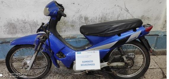 Un menor de 15 años aprehendido por el robo de una moto