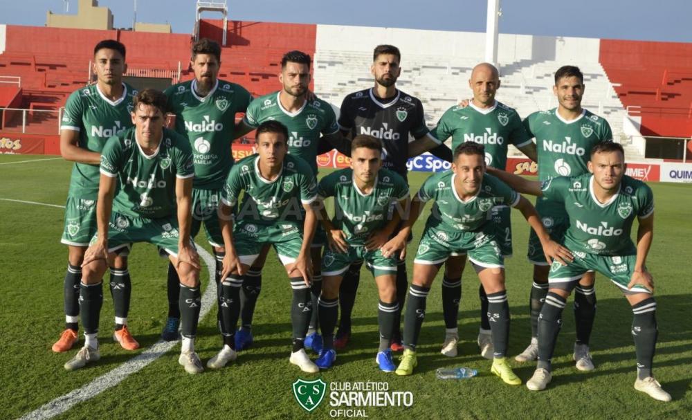 Sarmiento ascendió a Primera División definiendo por penales