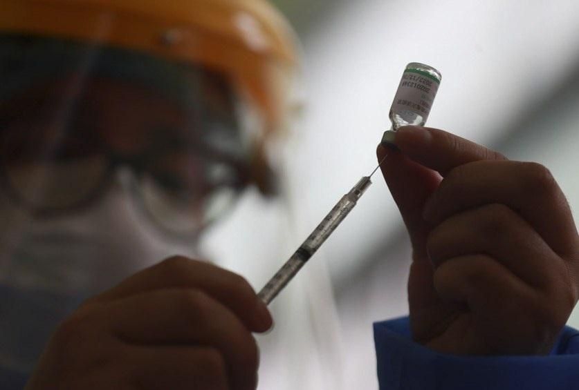 Cómo es el orden de vacunación de los docentes y personal de educación