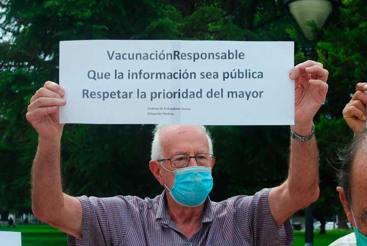 Vacunagate: el Sindicato de de Trabajadores Pasivos pide la renuncia de la directora de Región Sanitaria