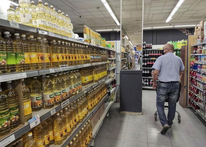 La inflación fue del 4,8% en marzo y alcanzó el 42,6% en el último año