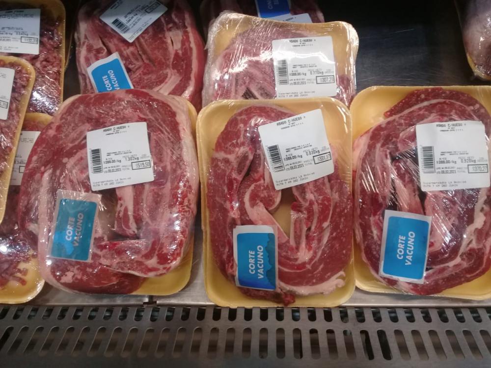 El Gobierno anuncia un acuerdo para vender el kilo de asado a $359