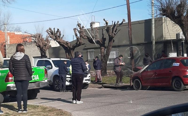 Nuevo choque entre camioneta y auto