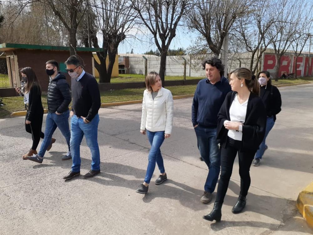 Carolina Castro visitó Bragado y recorrió el Parque Industrial con Berti