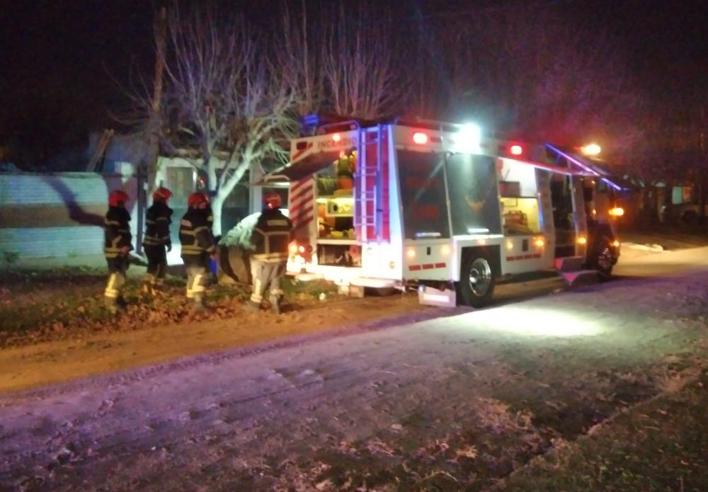 Incendio en una estufa provocó susto en una vivienda