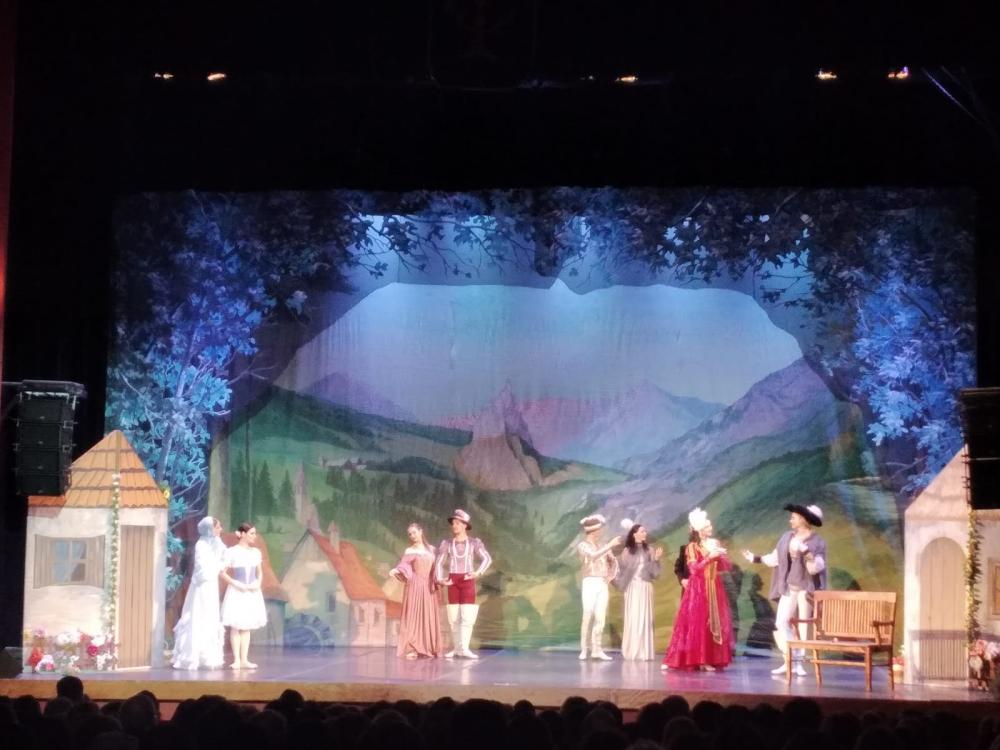 El Ballet Nacional de Ucrania deslumbró en el Constantino