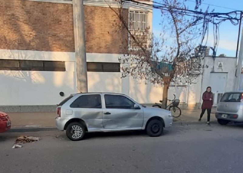 Chocaron dos autos en Barrera y General Paz, no hay heridos