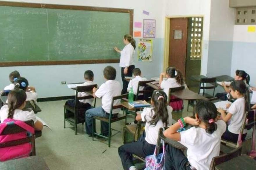 La Provincia avanza en la implementación de una hora más de clases