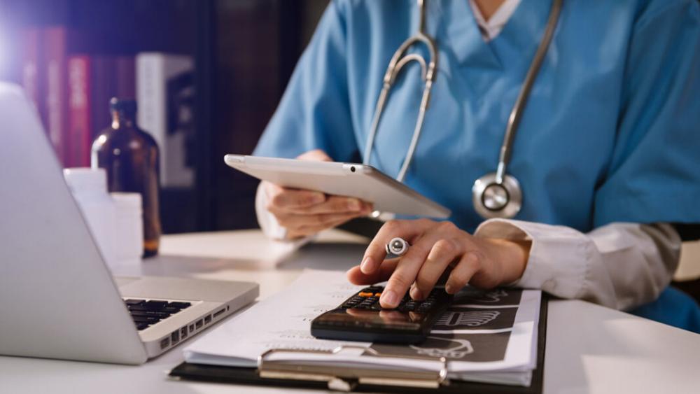El Colegio de Médicos dio de baja al “plus” de mil pesos por gastos de consultorio