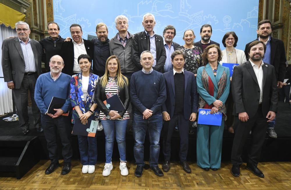 El Municipio firmó convenios junto a la Provincia y UNICEF para fortalecer los derechos de niños,