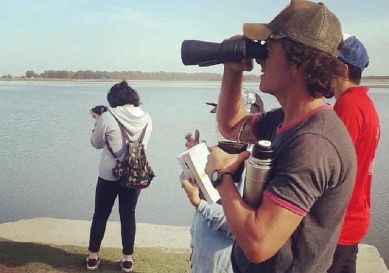 El turismo de la laguna se reinventa ante la falta de agua y promueven un avistaje de aves