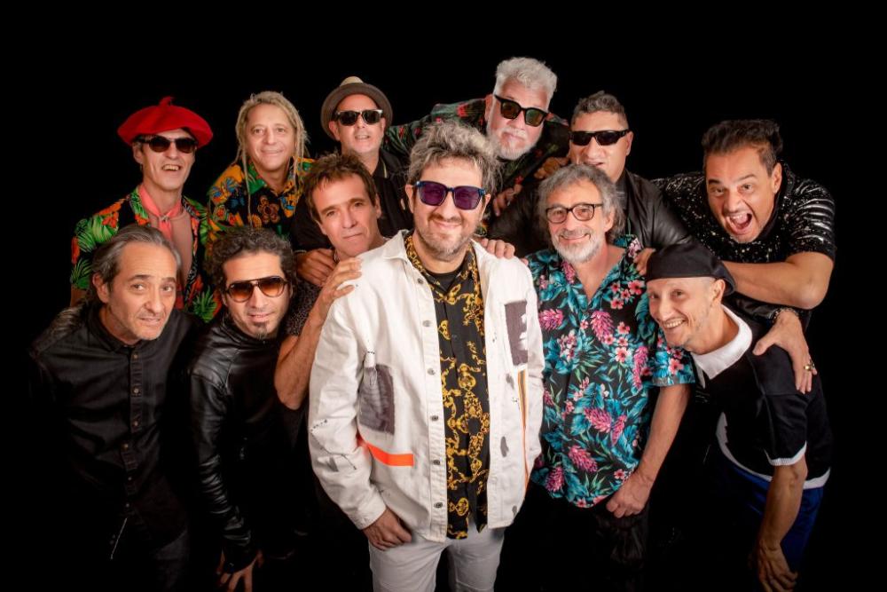 Llegan Los Auténticos Decadentes, la banda que conserva la misma formación desde hace 35 años