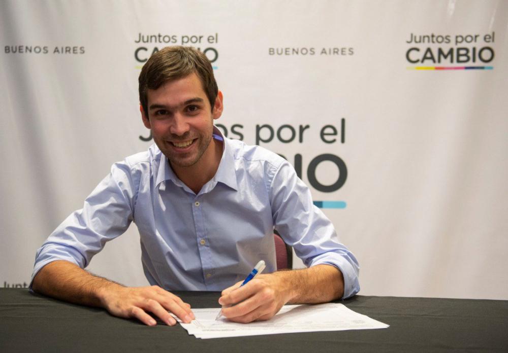 Cómo es el proyecto del diputado radical que se planta contra los caños de escape ruidosos