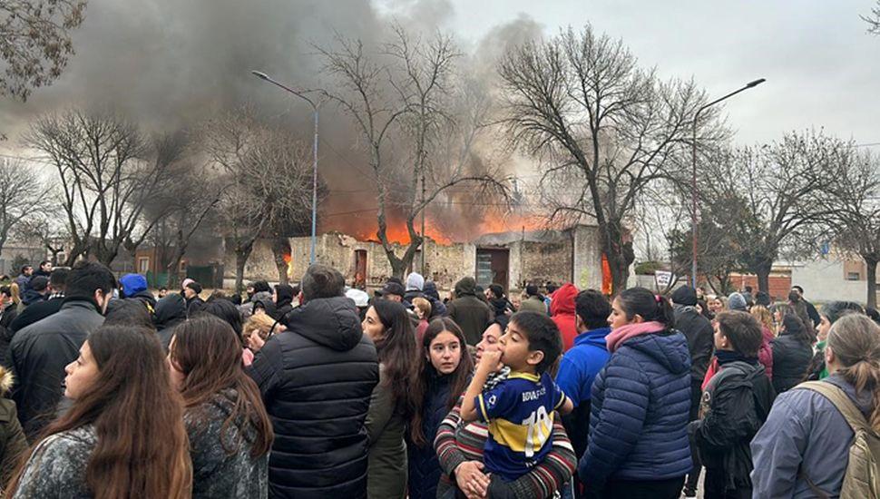 Un joven con 39 causas penales en su contra apuñaló y mató a otro en General Pinto: hubo incidentes