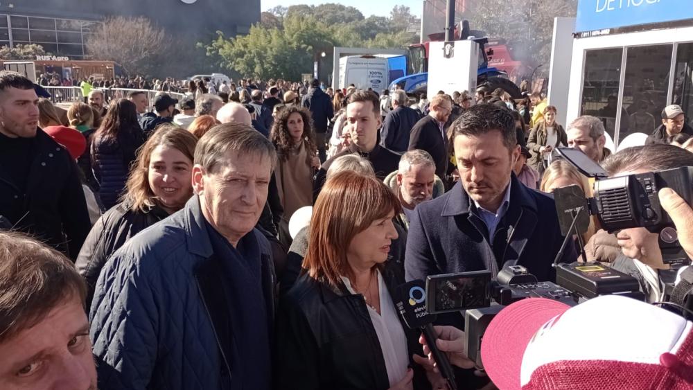 Patricia Bullrich habló con Radio Fiesta y destacó la candidatura de Vicente Gatica en Bragado