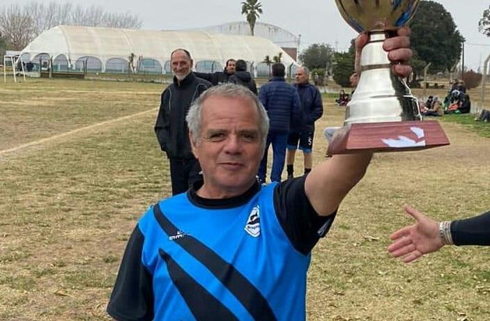 Ricardo Palavecino contará su experiencia con la historia del fútbol local durante la Feria del Libro