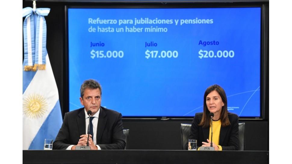 Después del feriado, el Gobierno anunciaría un bono para trabajadores en blanco