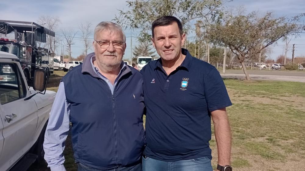 El campeón olímpico Walter Pérez estuvo presente en la inauguración del Skate Park