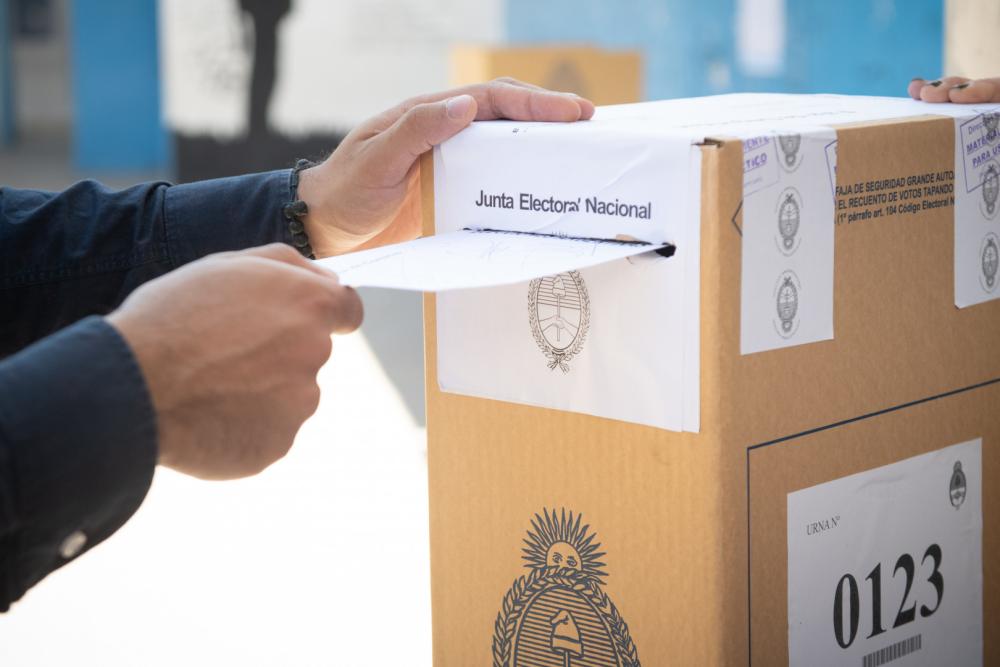 Desde las 8 comenzó la veda electoral y hay expectativa sobre quien será el nuevo presidente