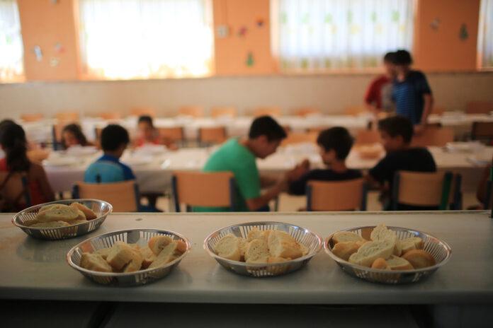 Anuncian que se duplicaron los fondos para comedores escolares
