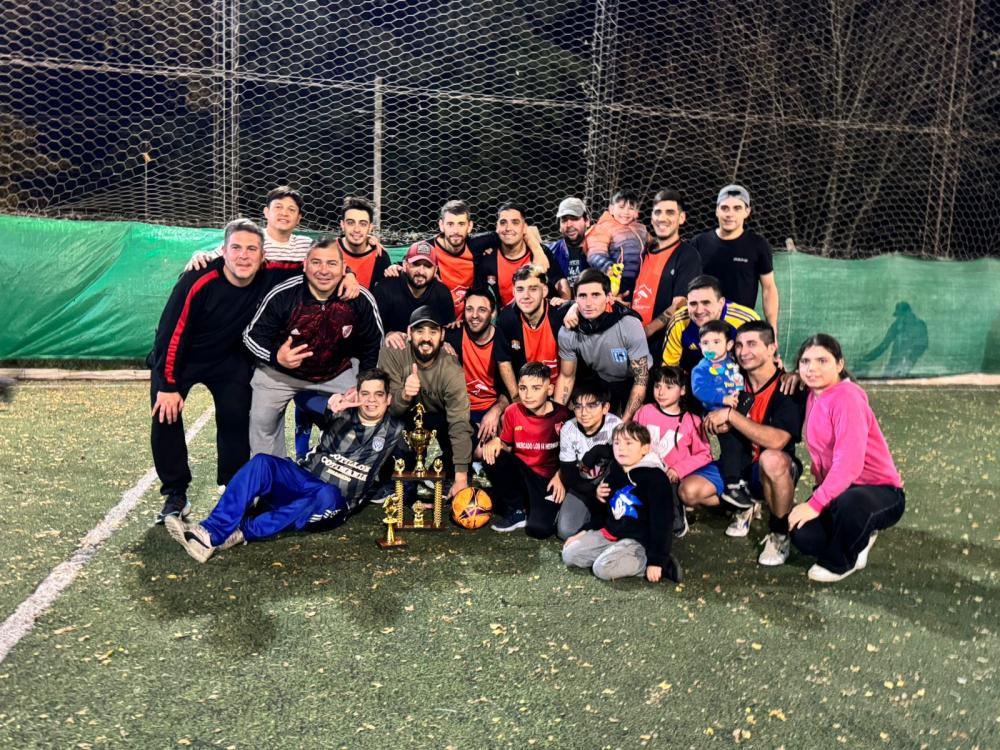 “Acería Laminación” es el campeón de la “Copa Grylka” en el Torneo de Empresas
