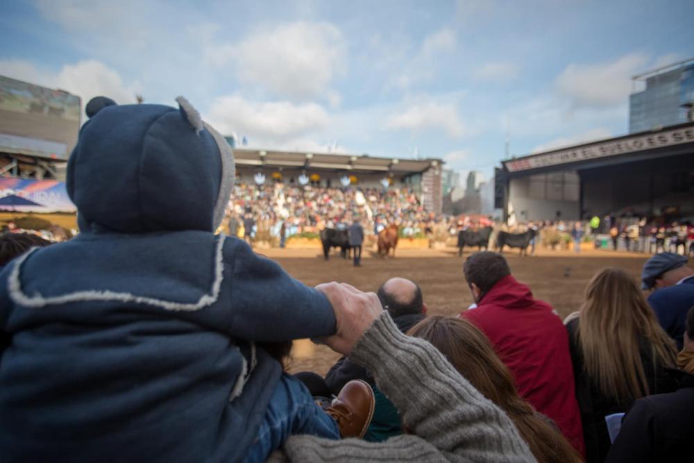 Abrió la Rural de Palermo con un guiño del campo a Milei