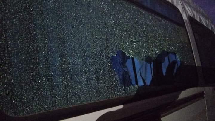 Reportan casi una decena de daños en vidrios y autos en O'Brien: habrían atacado con una escopeta
