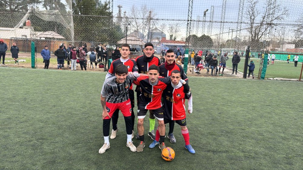 Otro sábado de fútbol: se juegan los cuartos de final de "El Picado de Invierno"