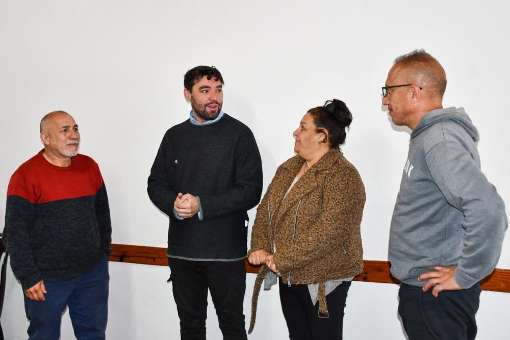 Comenzó el Curso de Manejo de Celulares en Mechita