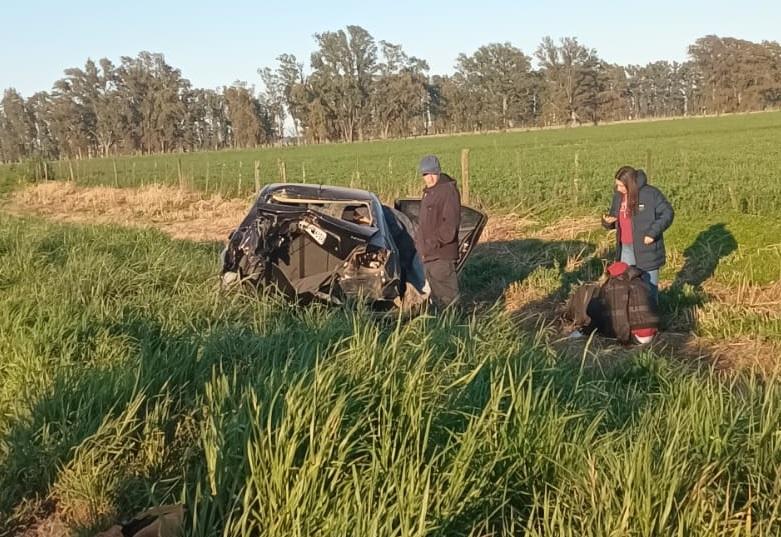 Camión embistió a un auto que salía del acceso a Mechita hacia ruta 5