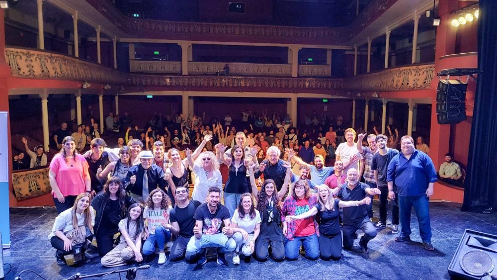Canto Bonaerense pasó con éxito por la Sala Florencio Constantino