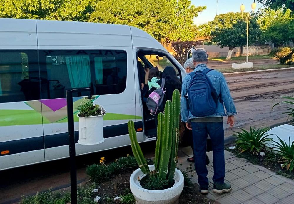 Inició con éxito el servicio de pasajeros a Irala y Warnes