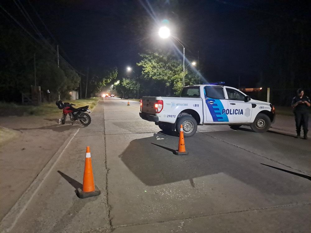 Camioneta municipal chocó con la moto donde iba la coordinadora de Tránsito