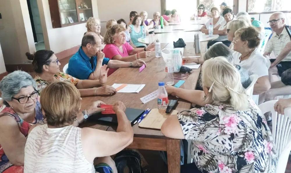 En las instalaciones de Bragado Club dio comienzo la colonia para los afiliados de PAMI