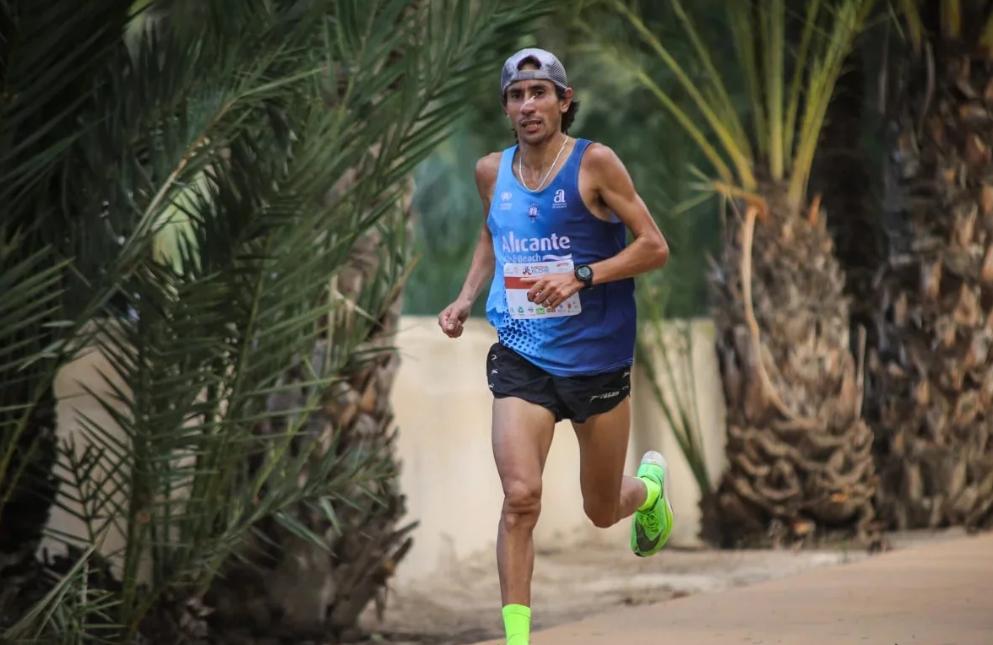 El bragadense Miguel Bárzola ganó la Maratón Internacional de Elche