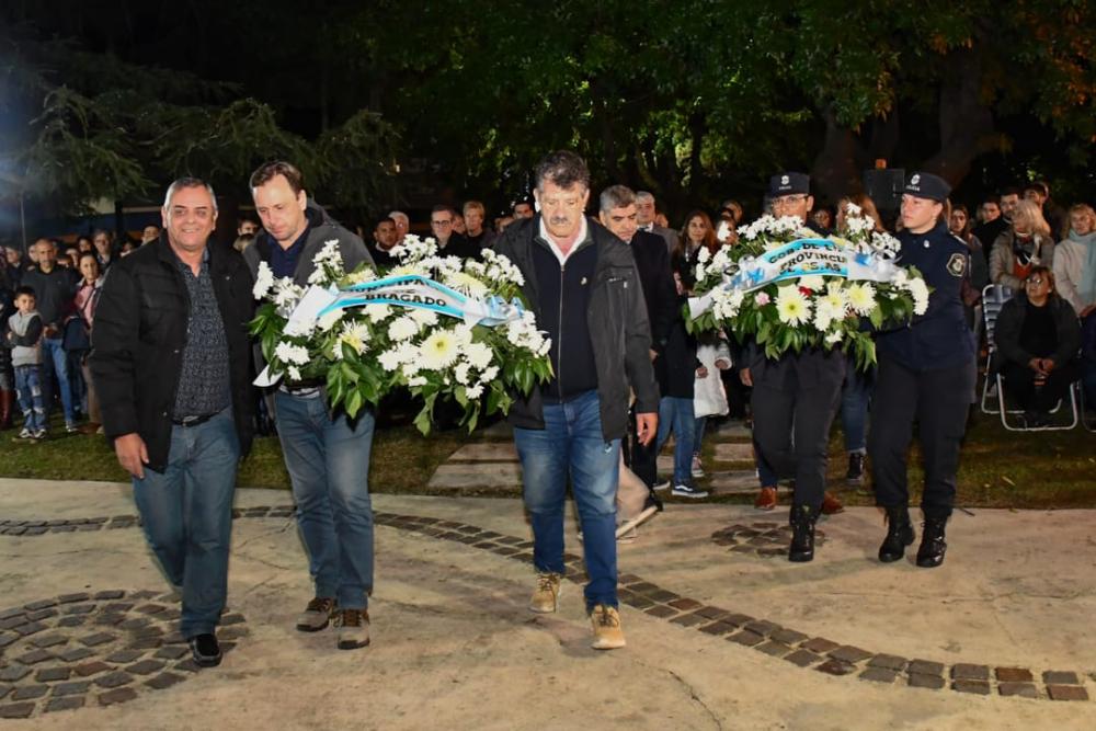 Con vigilia y acto, Bragado volvió a homenajear a sus Veteranos de Malvinas