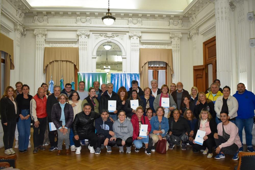 El municipio reconoció a nuevas Comisiones de Fomento y una Entidad de Bien Público
