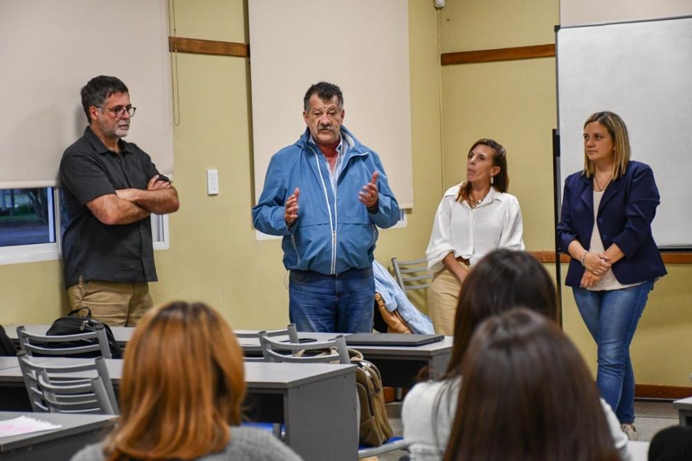 Con más de 70 inscriptos, comenzó la Diplomatura en Desarrollo de Software en el CRUB