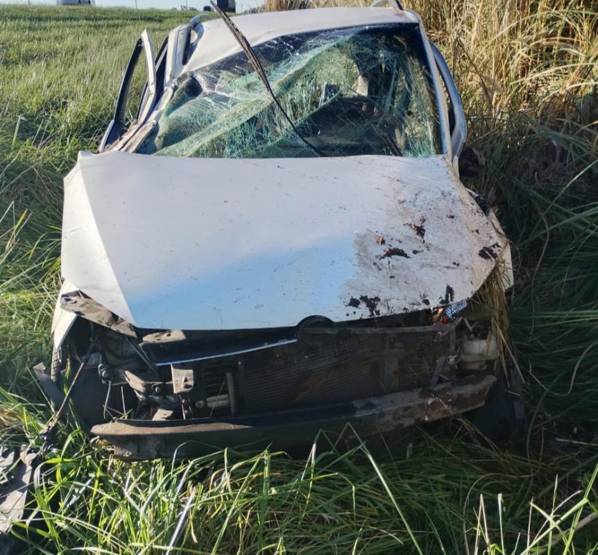 Despistó una camioneta en ruta 5: dos heridos leves