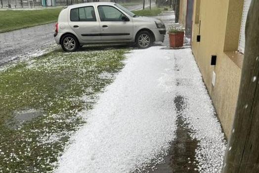 Diluvio y fuerte caída de granizo en Provincia de Buenos Aires y CABA